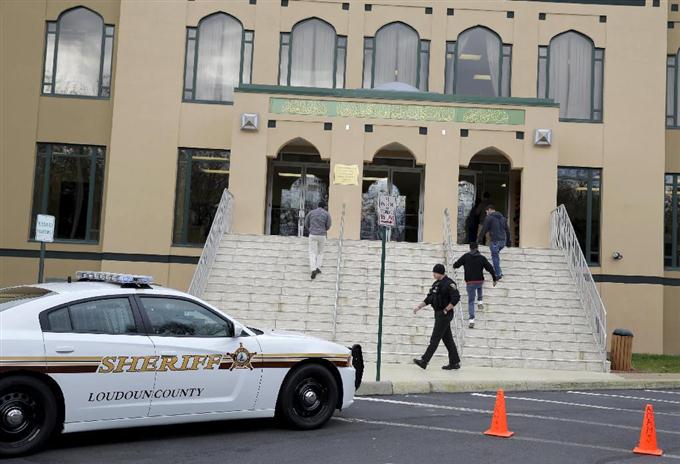 バージニア州で公立校が休校 アラビア語の書写に猛抗議