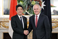 日豪首脳、海洋安保で連携強化＝南シナ海、埋め立て停止を−捕鯨再開では対立