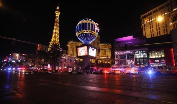 車にはねられ38人死傷、故意の疑いで女を逮捕 ラスベガス