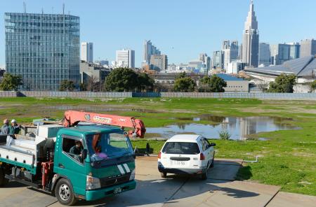 新国立、A案に決定 工費削減、課題残す