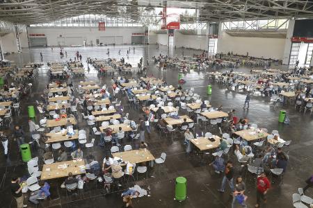 欧州への難民や移民 １００万人超える