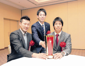 山田＆柳田、トリプル３夢のクロストーク「生まれ変われたら…」