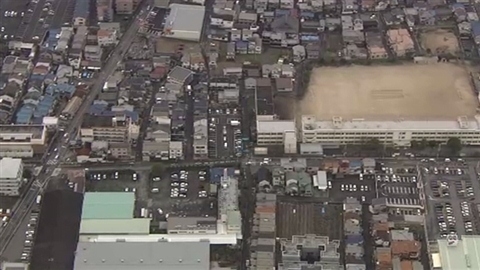 校舎から飛び降りか、中３女子生徒が死亡…終業式中に体調不良訴えて退席 大阪・藤井寺