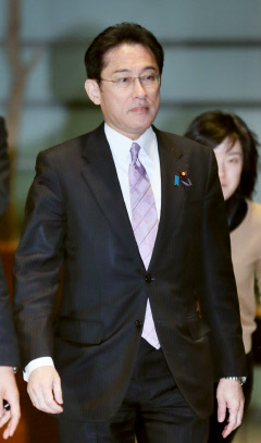 岸田外相、28日の訪韓表明 慰安婦問題で外相会談