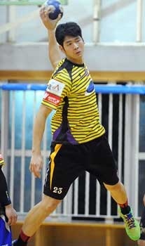 男子は大崎電気など４強 ハンドボール日本選手権