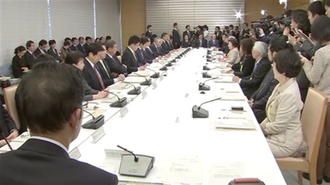 女性の課長職30%、達成困難 社会全体に浸透せず