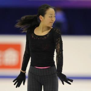 浅田真央３年ぶりＶへ／全日本選手権ＳＰ速報