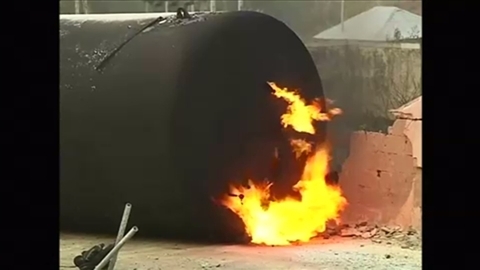 ナイジェリアのガス施設で大規模爆発 数十人死亡の声明