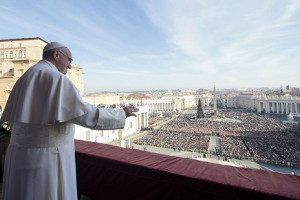 シリア救済に祈り…法王がＸマスメッセージ 2015年12月26日 19時17分