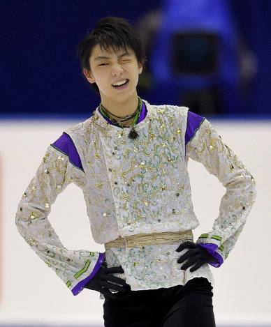 全日本選手権 Ｖ４、羽生も人間だ ２度転倒「悔しい」