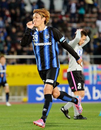 浦和106日ぶり完封勝利、前半３発余裕の主力交代