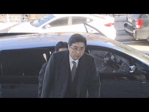 慰安婦問題、早期妥結へ交渉 28日に日韓外相会談