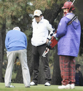 安倍首相、３カ月ぶりゴルフ