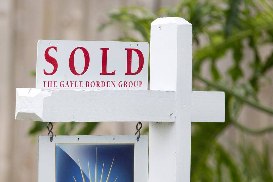 UPDATE 1-米10月ケース・シラー住宅価格指数5.5％上昇、やや伸び加速