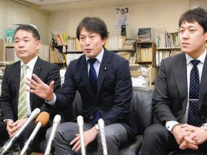 「有権者不在」と批判…兵庫の維新、三つに分裂 2015年12月30日 13時44分