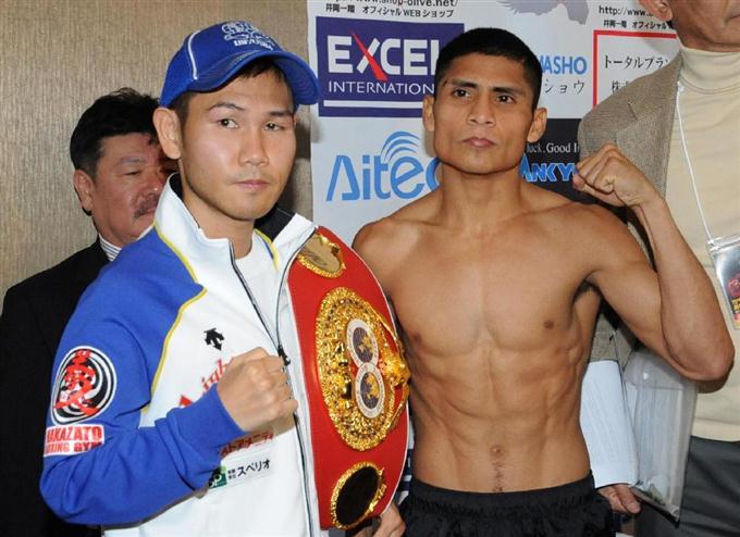 井岡、高山とも計量パス ３１日にダブル世界戦