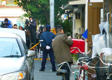 シェアハウスに両手足 24日まで女性生存か