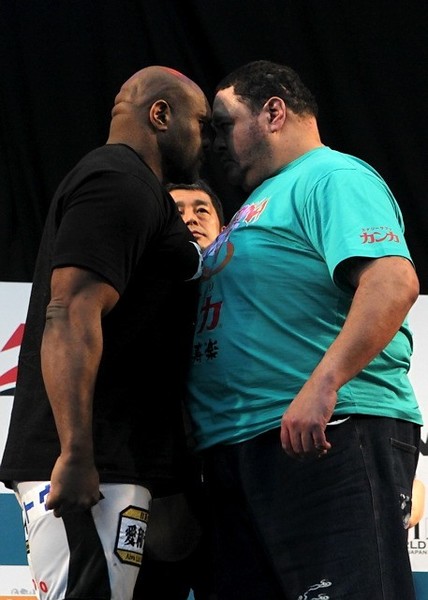 サップＶＳ曙小競り合い 高田統括本部長が制止