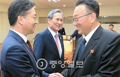 「金正恩を突出行動を抑える人物消え、南北対話硬直も」