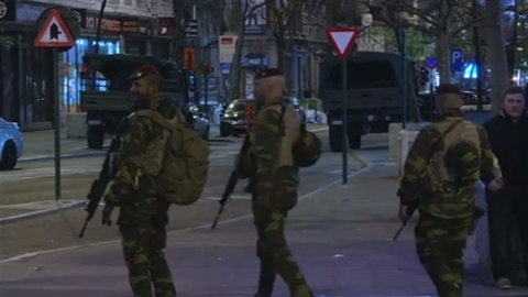 ベルギーで年越しの打ち上げ花火中止 「リスク冒さぬ」