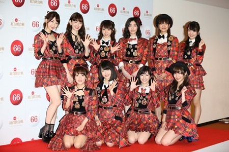 前田敦子&大島優子が紅白にサプライズ登場! 高橋みなみ涙「幸せです」