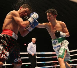 井岡、ＫＯで返り討ち＝狙い通りのボディー攻撃－ボクシング世界戦