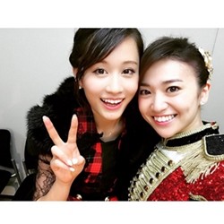 紅白登場の大島優子&amp;前田敦子の2ショットに反響「あつゆう最高」「泣いた」