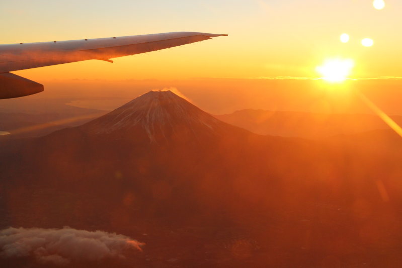 高度5000mのご来光今年も JAL