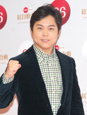 初紅白の三山ひろし12年結婚していた/紅白