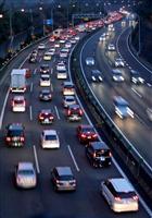 Uターンラッシュ始まる 中国道渋滞、関空では帰国ラッシュ