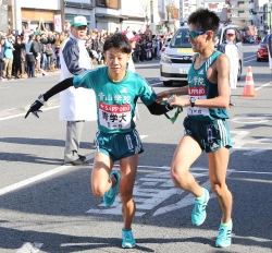 青学・原監督「プレッシャーあった、ひと安心」