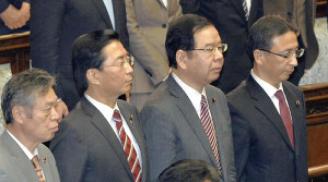 共産党6議員、通常国会開会式に初めて出席 2016年01月04日 21時12分