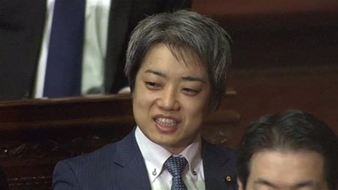 武藤貴也議員が５カ月ぶり本会議「気持ちを新たに」