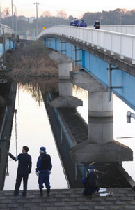 川に少年落とし殺害した疑い 千葉、同僚ら4人逮捕