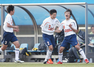 ＜首都スポ＞全国高校サッカー 国学院久我山が初の４強