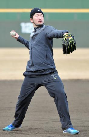 ロッテの石川「勝ちにこだわる」＝プロ野球