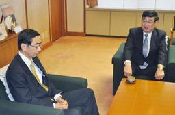 機構理事長、もんじゅ勧告で陳謝 福井知事に