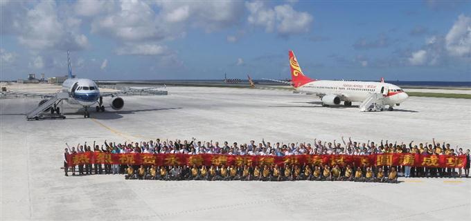 中国、南沙でまた試験飛行 「民間」２機が離着陸