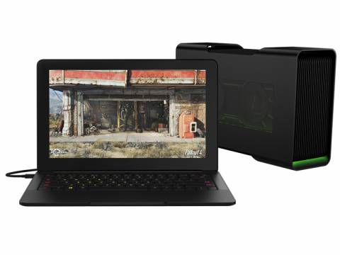 モバイルとゲーミングを両立！ 外付けGPUと接続可能な12.5型ノート－Razer