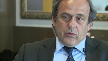 プラティニ氏、会長選撤退 ＦＩＦＡの処分受け