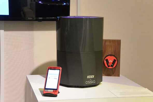 10メートル離れていても充電OK――KDDIとOssiaのワイヤレス給電システム「Cota」デモ