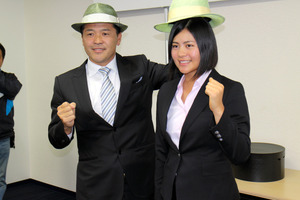 手嶋、新垣にグリーンハット賞＝ゴルフ