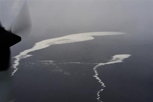 海上自衛隊P3C哨戒機、今冬初の流氷観測