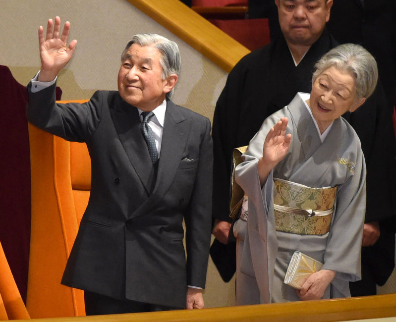 両陛下 大相撲初場所の初日を観戦（東京都）
