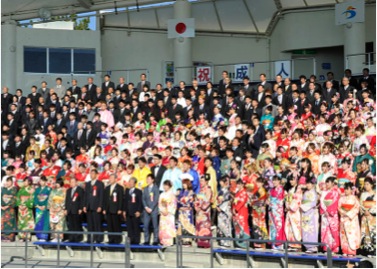 20歳の笑顔 アシカと共演 2016年01月11日