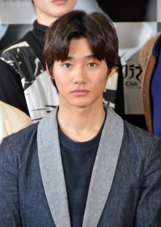野村周平、水原希子との熱愛質問に笑顔 新成人にはエール