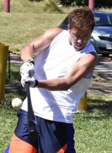 ソフトバンク・柳田「まだまだ進化したい」 自主トレ公開