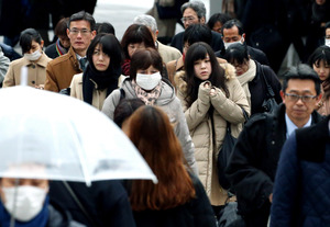 東京都心や横浜で初雪観測 平年より９日遅く