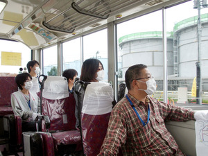 「福島原発この目で」 増える視察、4年半で1万6千人