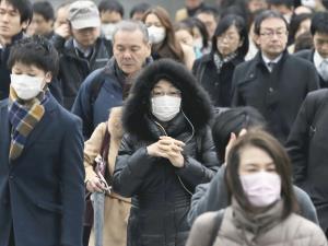 都心・横浜で初雪…厳しい寒さ、１３日まで続く 2016年01月12日 10時50分